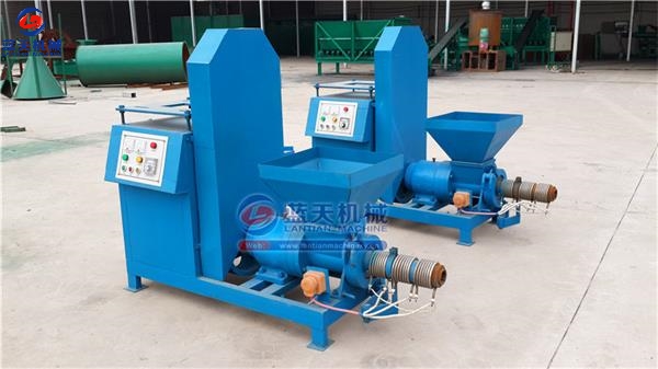 Sawdust Extruder